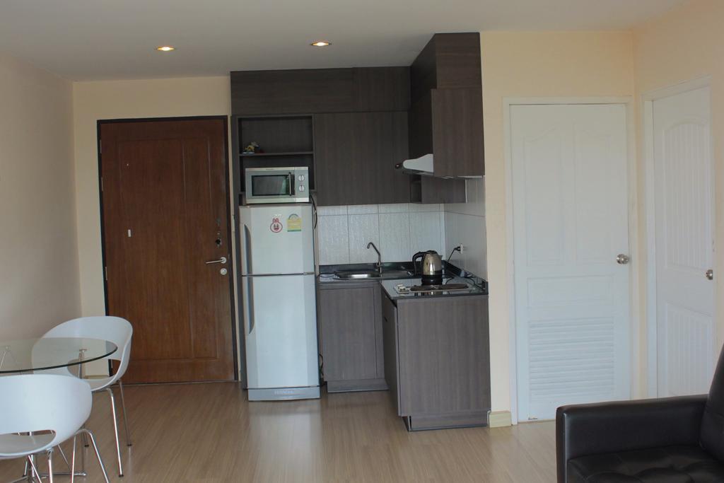 The Ocean Pearl Apartamento Pattaya Quarto foto