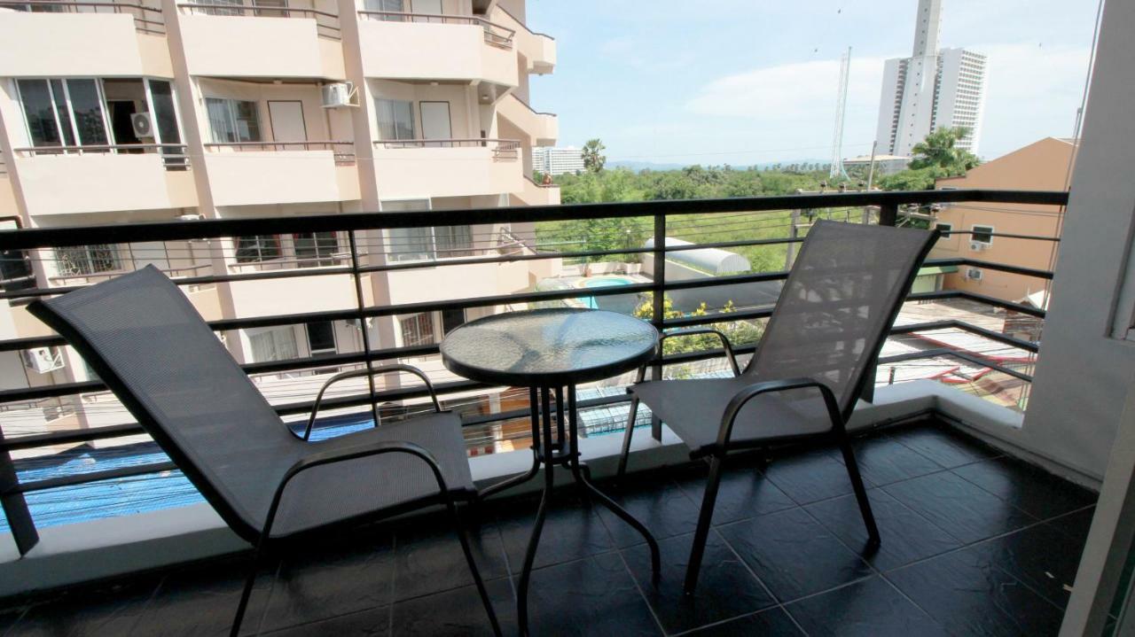 The Ocean Pearl Apartamento Pattaya Exterior foto